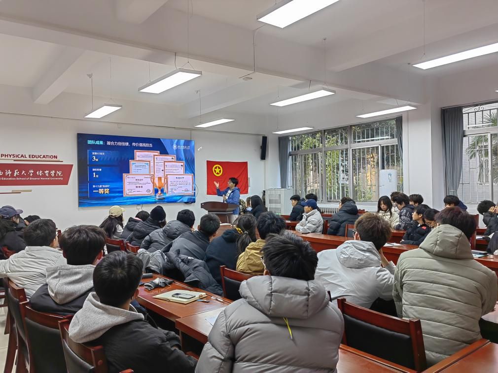 04261eb9fa4e8288759d42352f5ff7bf